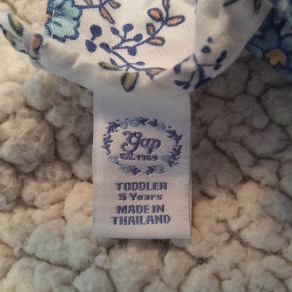 Dress - Picture 3 of 4